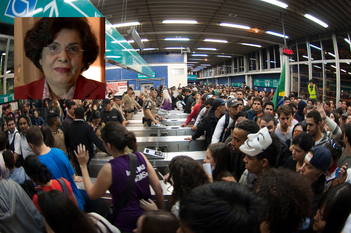 Um traço marcante é o transporte coletivo indecente, indigno e mortífero