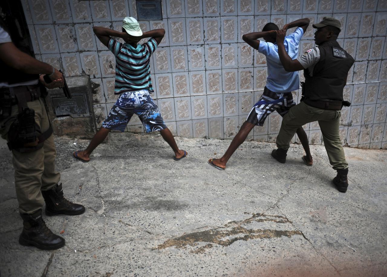 Asvítimas prioritárias dos autos de resistência são jovens, negros e morad