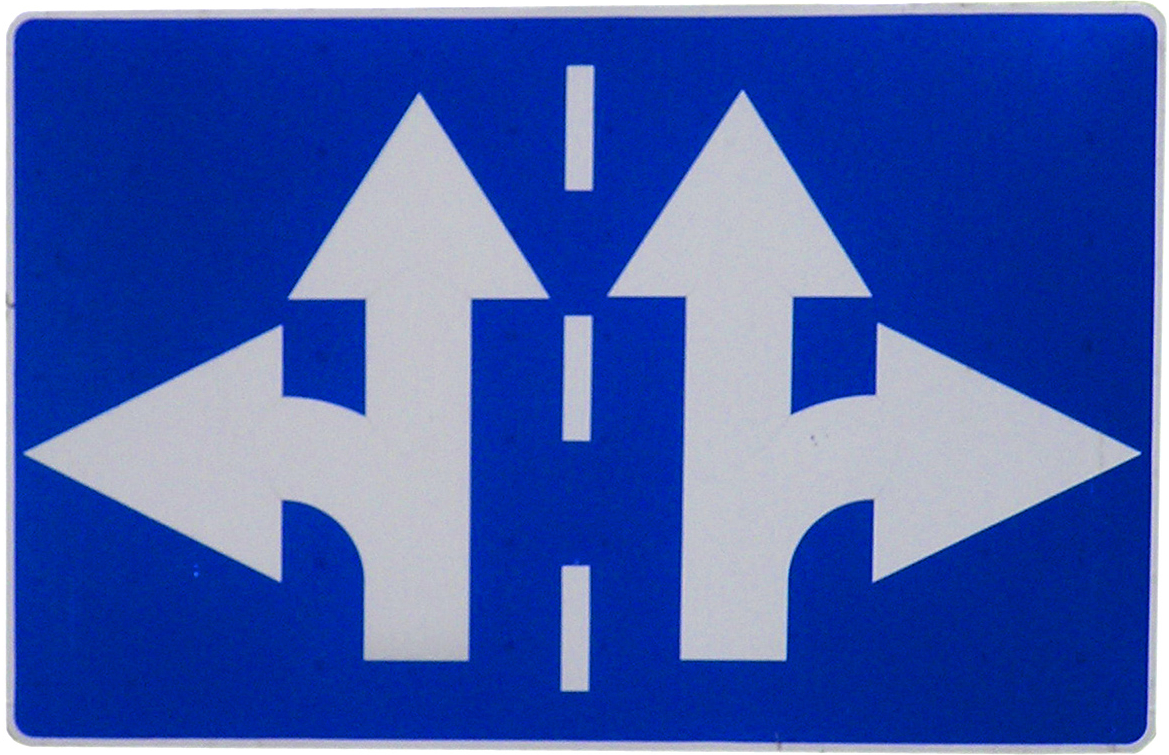 Sinalização de Múltiplas Direções na Via