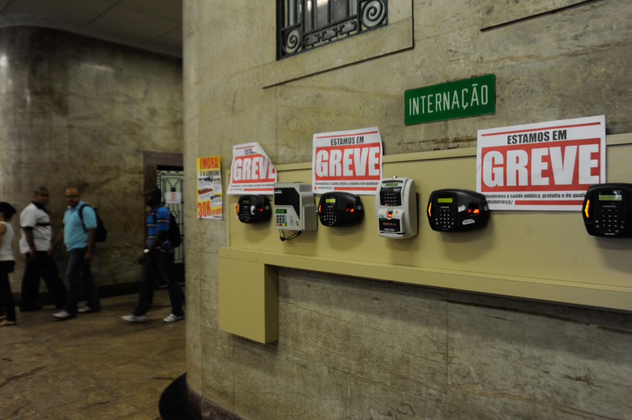 Greve na Saúde Pública: Luta por Direitos e Qualidade