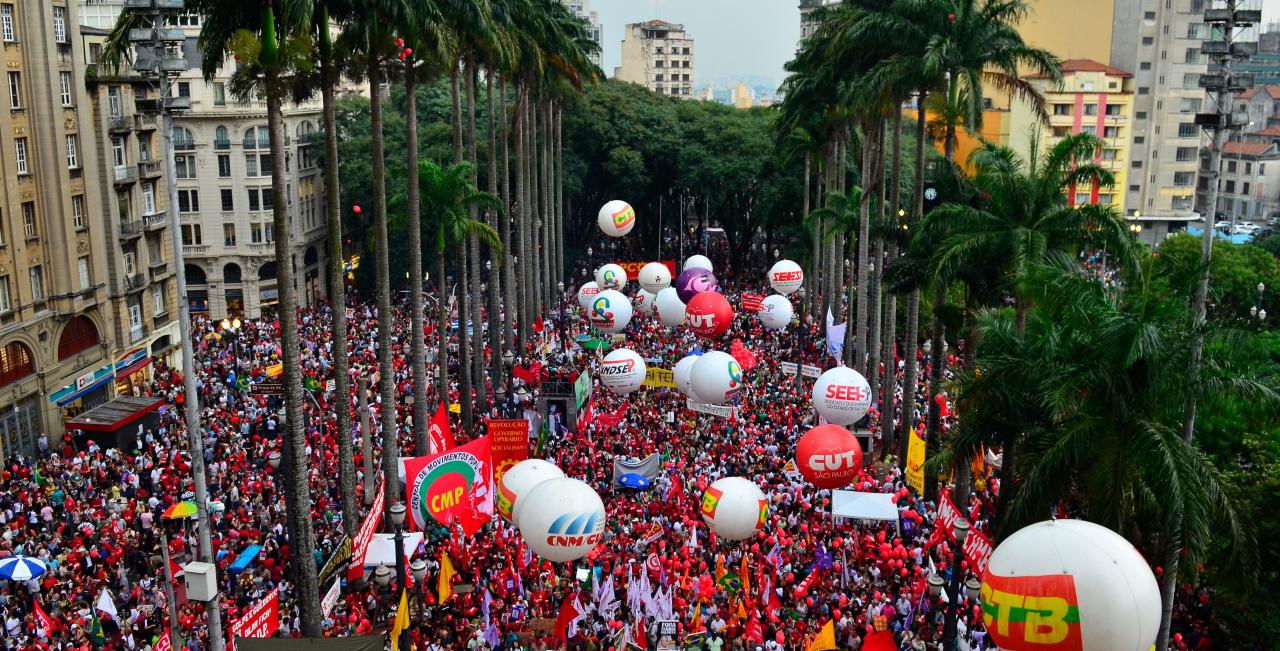 Mobilização Popular e Sindical Massiva por Direitos