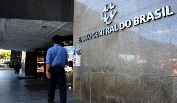 Fachada Banco Central do Brasil: Economia Nacional em Foco