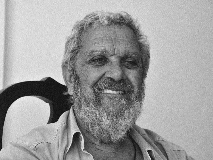 Retrato de Homem Idoso Sorrindo, Preto e Branco