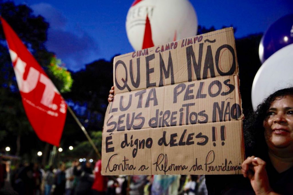 Protesto contra Reforma da Previdência: Luta por Direitos