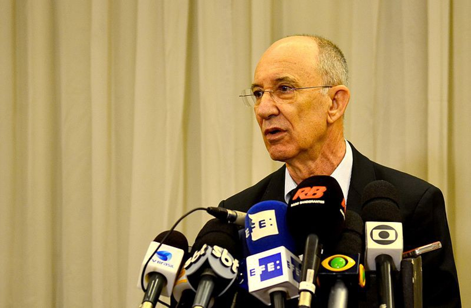 Coletiva de Imprensa: Discurso e Mídia