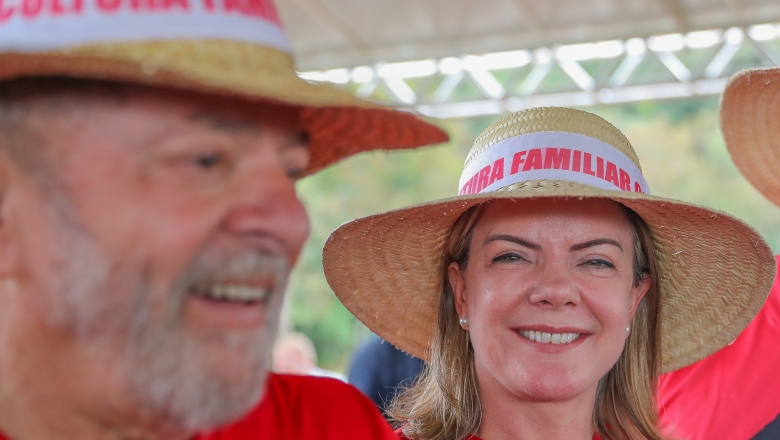 Alegria em Evento de Apoio à Cultura Familiar