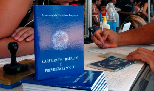 Emissão de Carteira de Trabalho e Previdência Social