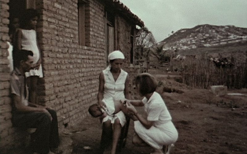 Vacinação em comunidade rural no Brasil