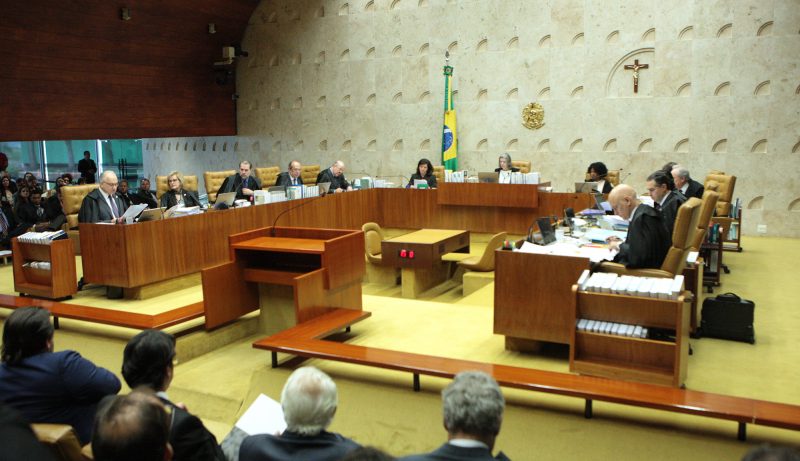 Sessão Plenária: Justiça Brasileira em Tribunal Superior