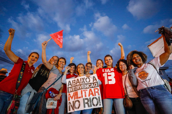 Mulheres em Ato: Contra Intervenção Militar e por Lula