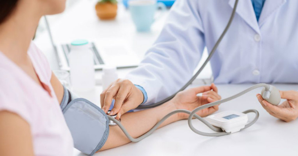 Consulta Médica: Aferição de Pressão Arterial