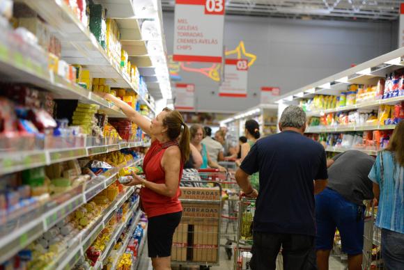 Compras no Supermercado: Cotidiano e Consumo