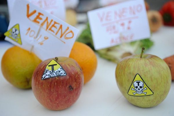 Alimentos com Veneno: Toxicidade na Produção Agrícola