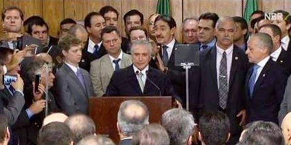 Michel Temer discursa em evento político formal