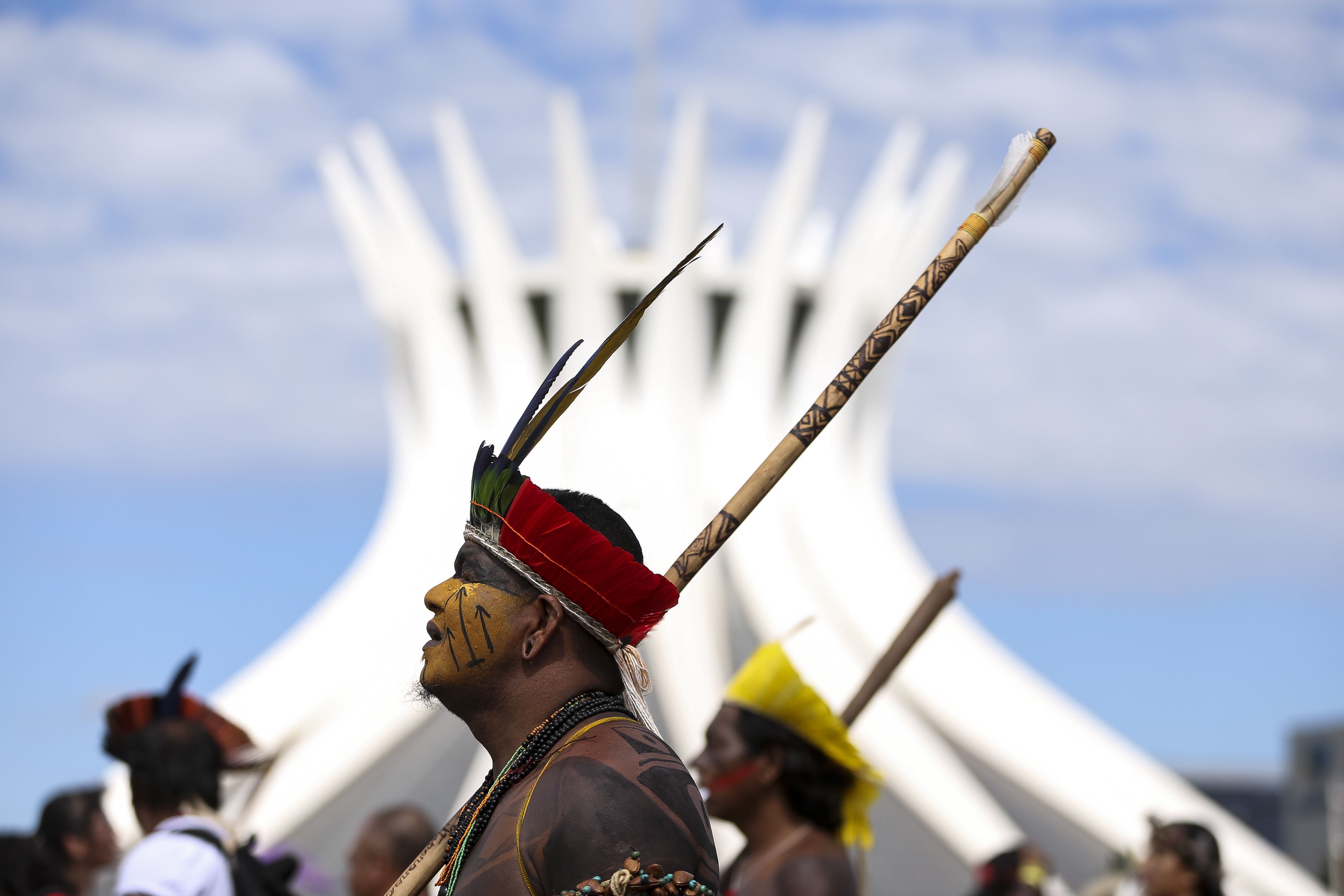 Dignidade e Cultura Indígena em Manifestação em Brasília