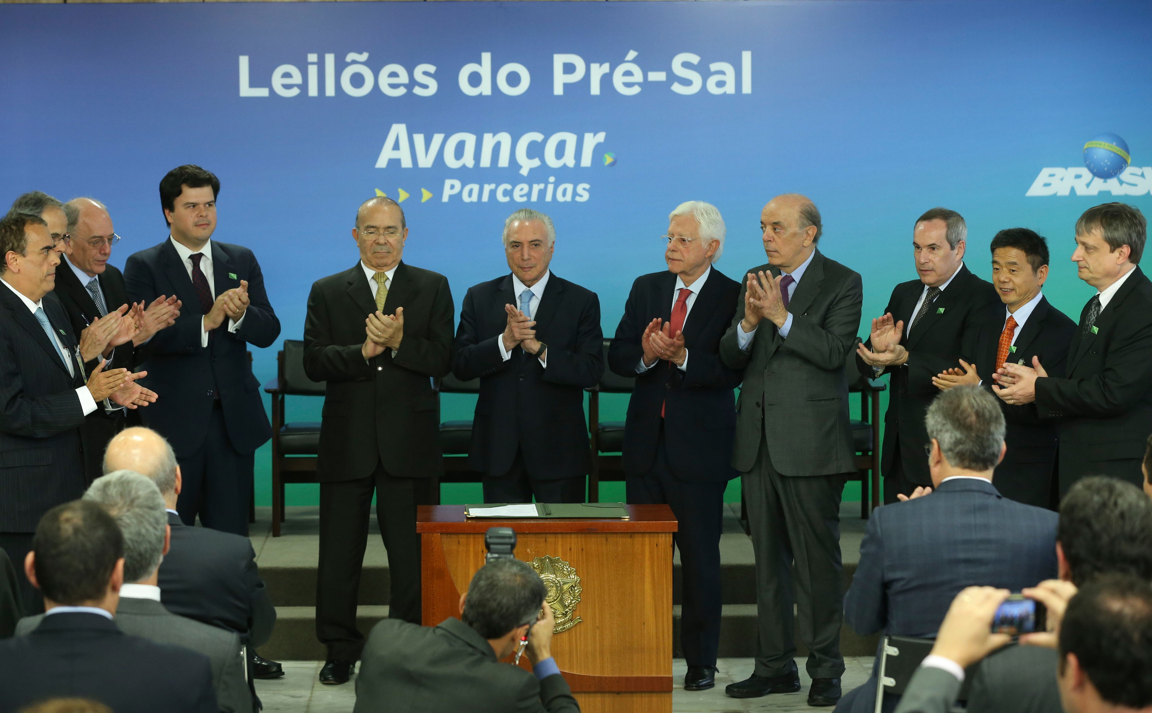 Leilões Pré-Sal: Cerimônia de Parceria e Avanço