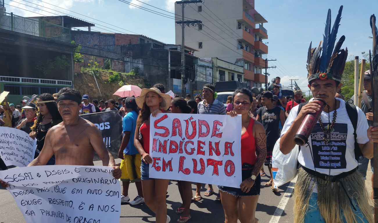 Protesto Indígena por Saúde e Respeito no Brasil