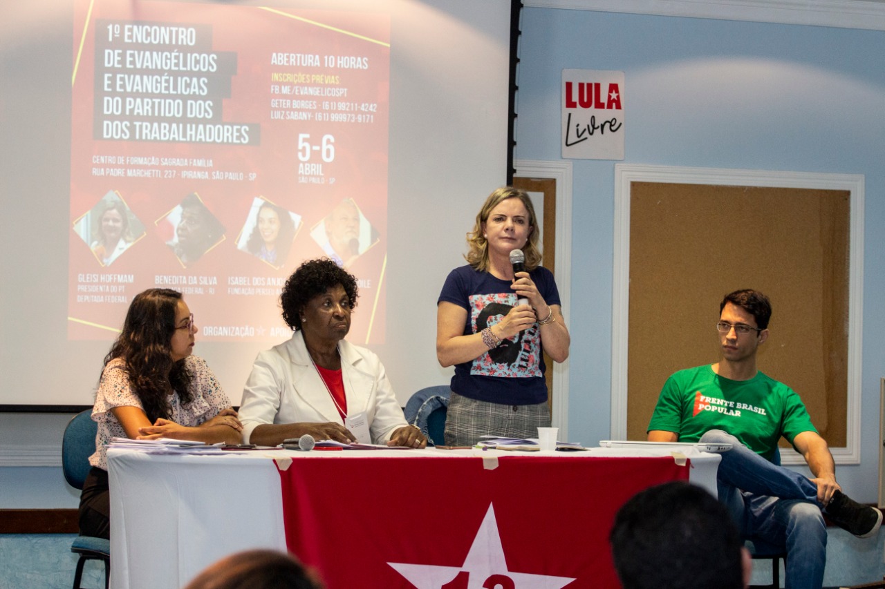 Encontro de Evangélicos do PT com Gleisi Hoffmann e Benedita da Silva.