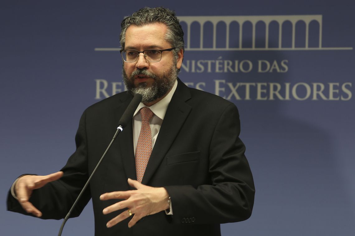Autoridade discursa em evento do Ministério das Relações Exteriores