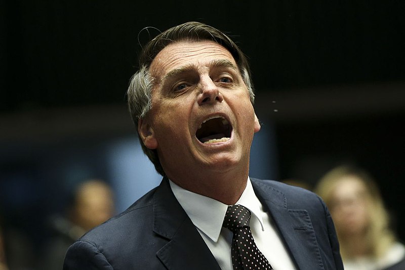 Bolsonaro: Discurso inflamado e expressão de indignação
