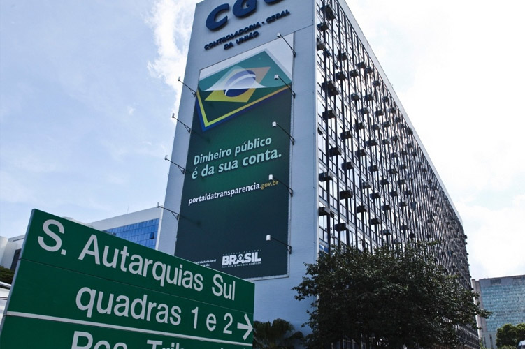 CGU: Transparência do Dinheiro Público no Brasil