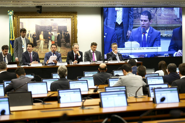 Debate Parlamentar: Comissão Especial Reforma da Previdência