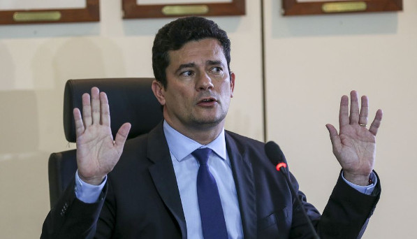 Sergio Moro: Gesto de Afirmação e Declaração Pública