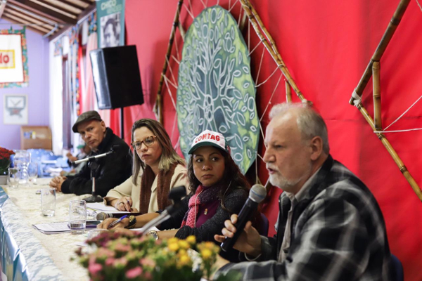 Discussão sobre Direitos Rurais e Meio Ambiente com CONTAG
