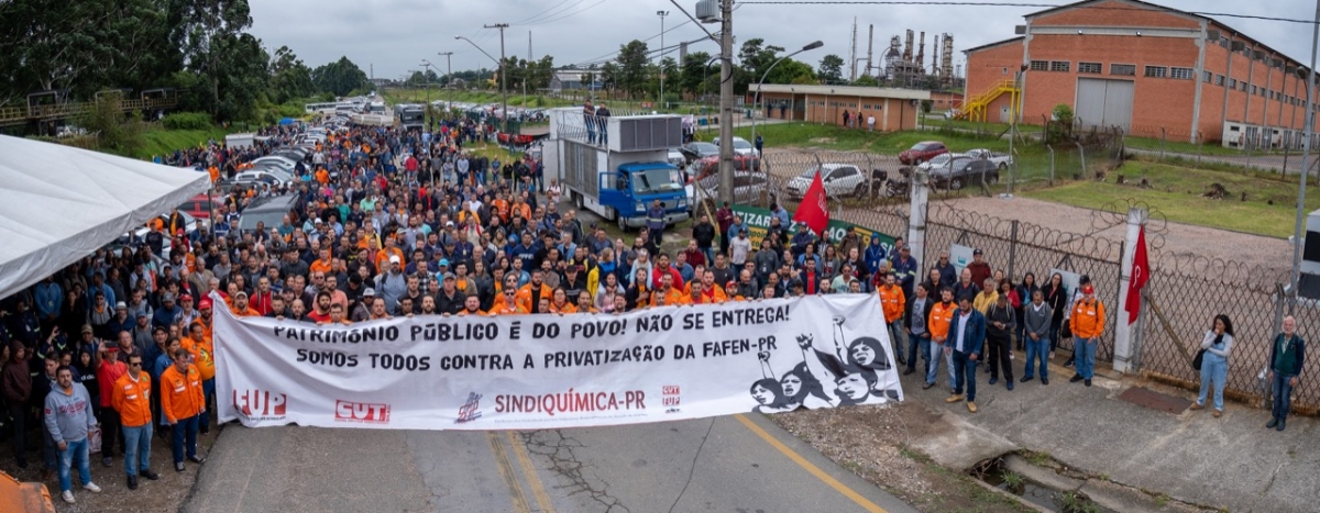 Protesto contra privatização FAFEN-PR: Patrimônio do Povo