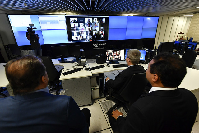 Centro de Operações: Colaboração e Videoconferência Digital