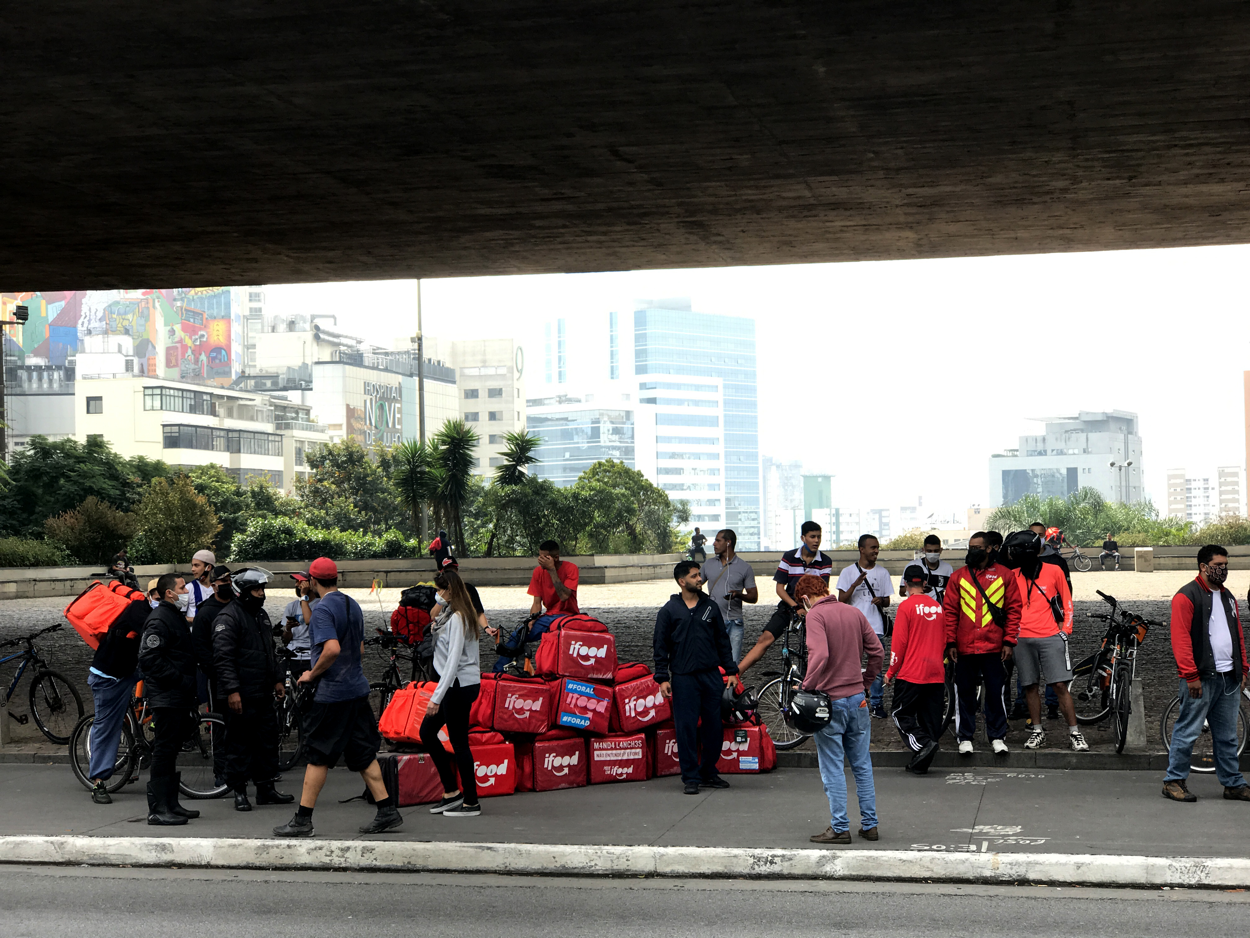 Encontro de Entregadores iFood: Realidade e Reivindicações
