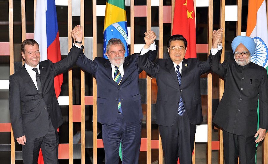 Líderes BRICS Unidos: Cooperação Global e Otimismo