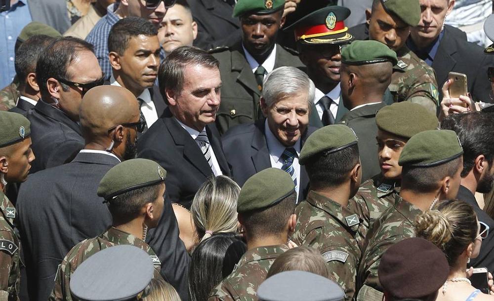 Encontro de Bolsonaro e Alckmin com Militares e Público