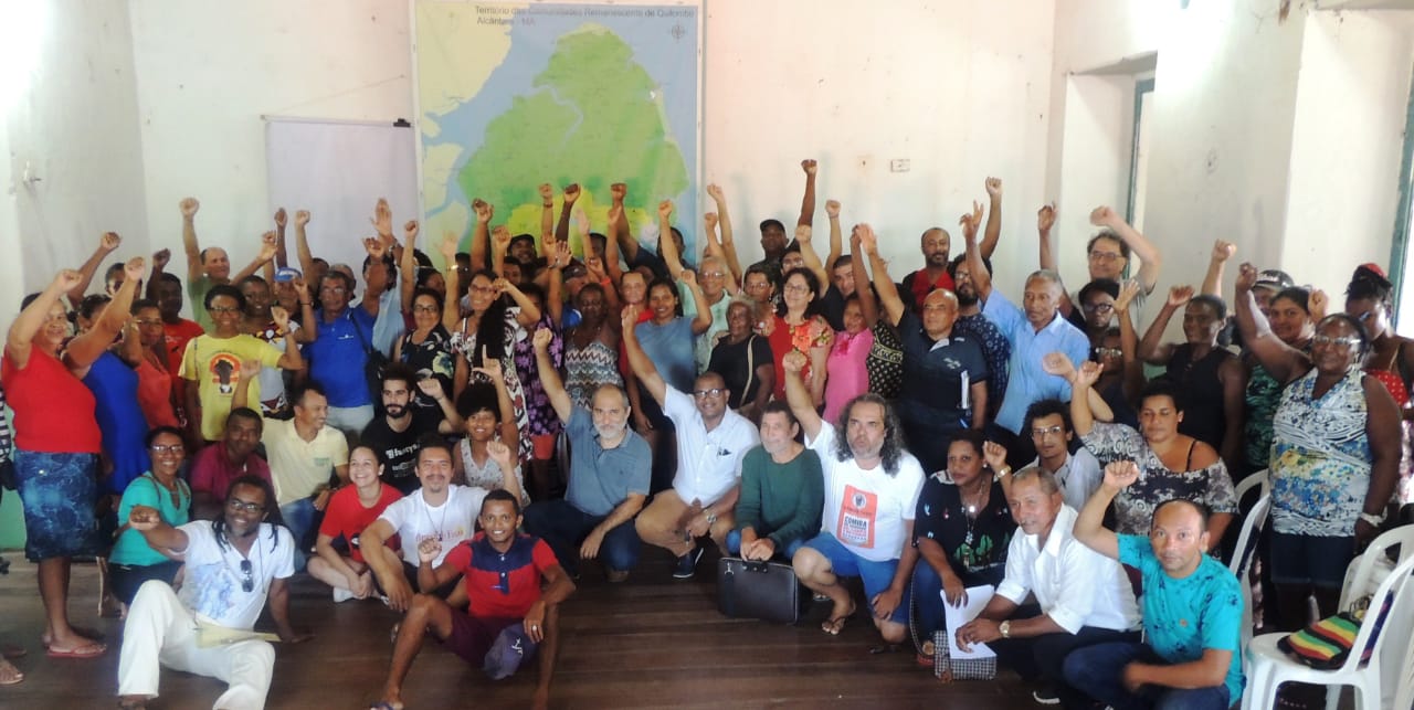 Comunidade Quilombola Unida Levanta Punhos em Ato de Resistência
