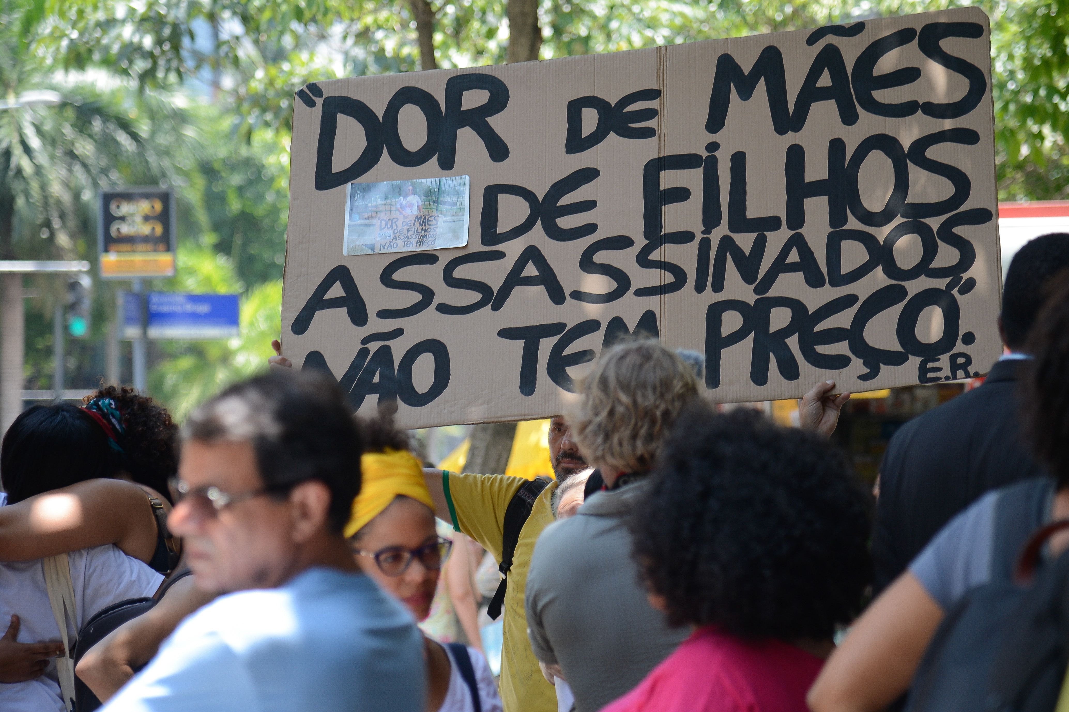 Protesto: Dor de Mães por Filhos Assassinados