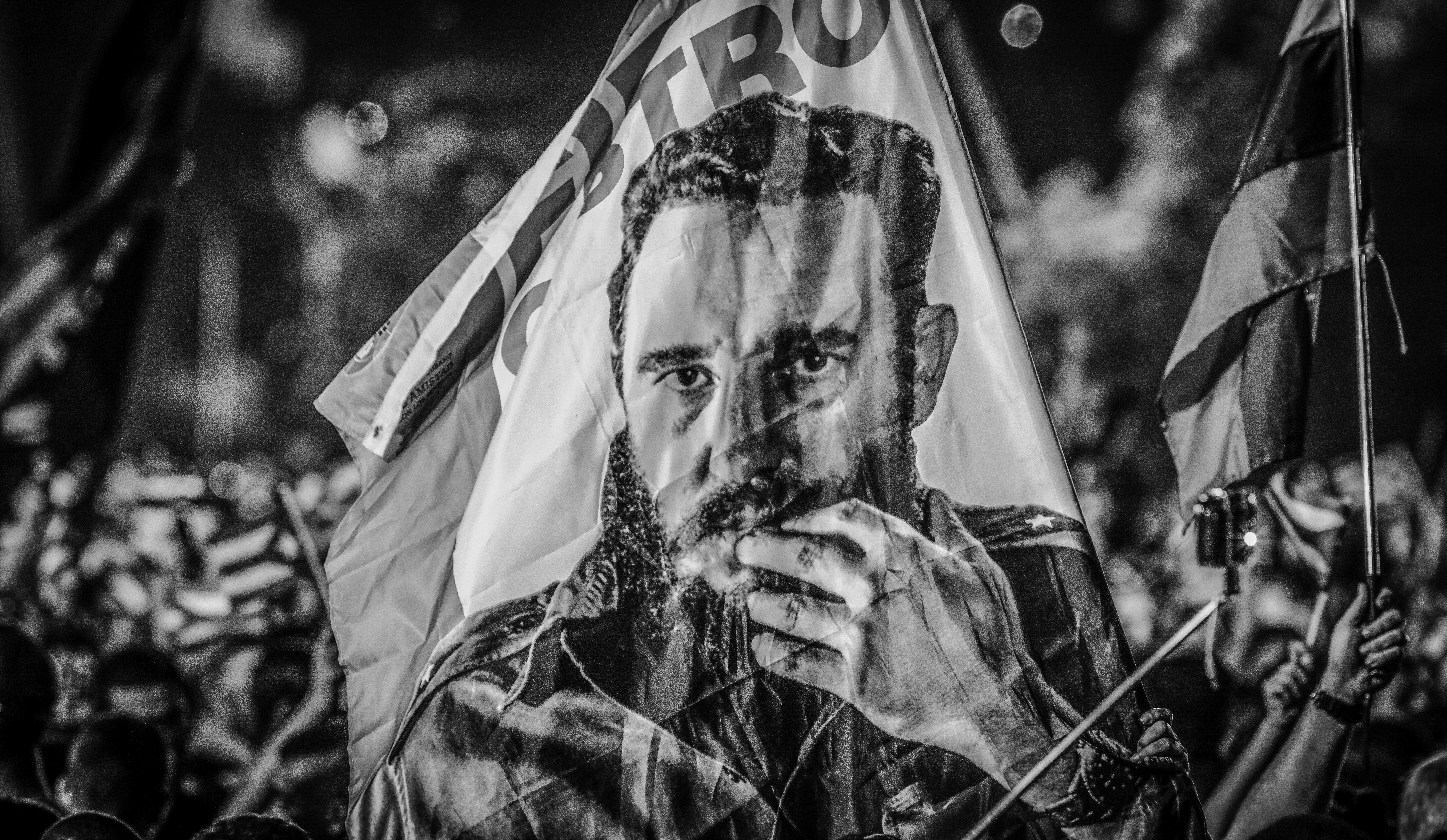 Fidel Castro em Bandeira, Legado Revolucionário Noturno