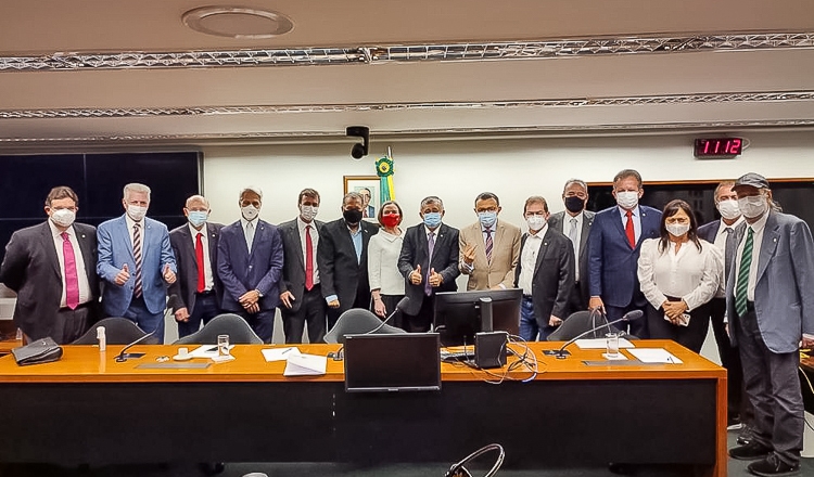 Encontro Político: Lideranças Parlamentares Reúnidas em Brasília