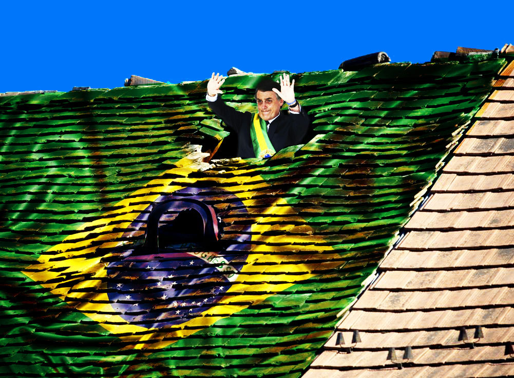 Bolsonaro emerge de telhado com bandeira do Brasil