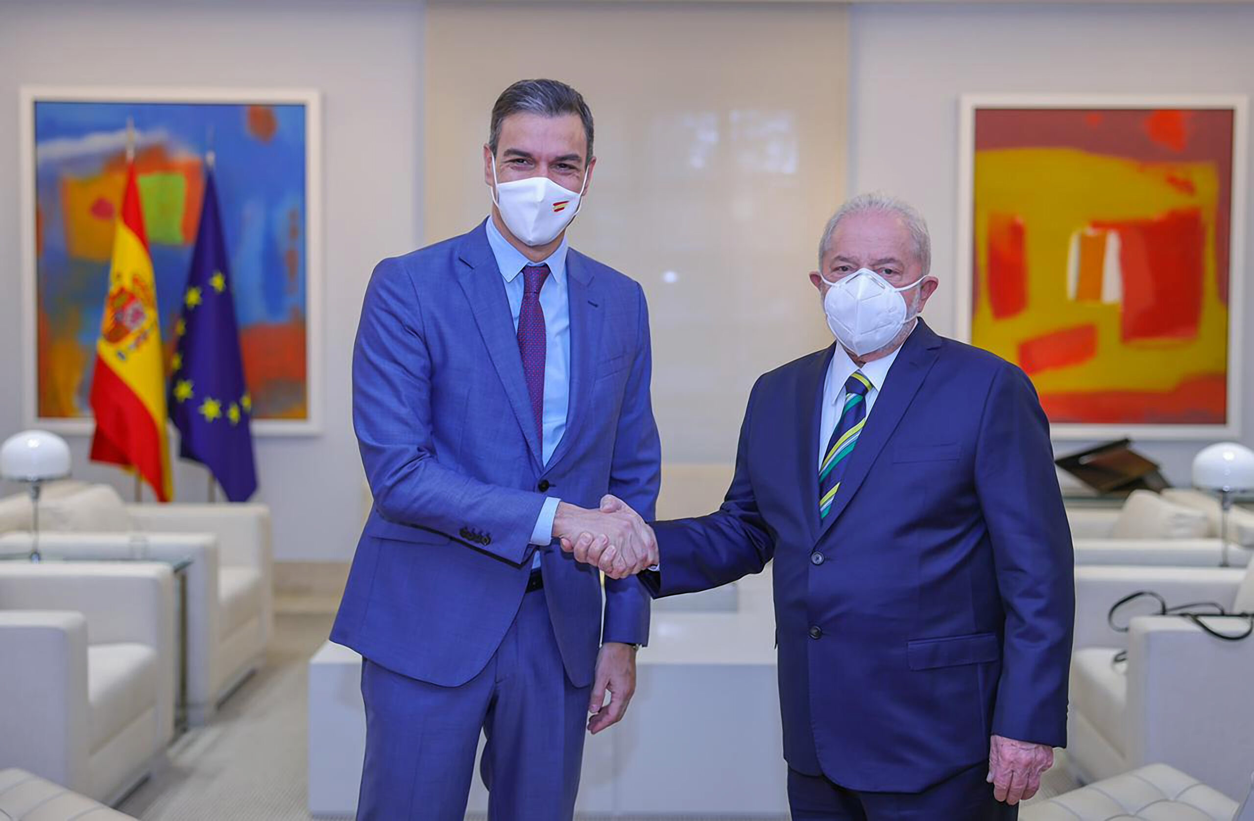 Pedro Sánchez e Lula da Silva: Encontro Diplomático