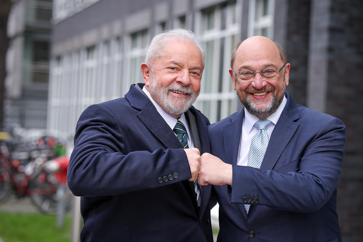 Lula e Martin Schulz: Diálogo e Colaboração Internacional