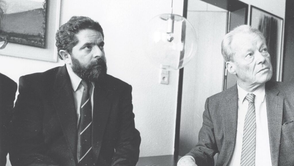 Lula e o político social-democrata alemão Willy Brandt, 1989. Foto: Delfim Martins / Pulsar Imagens.