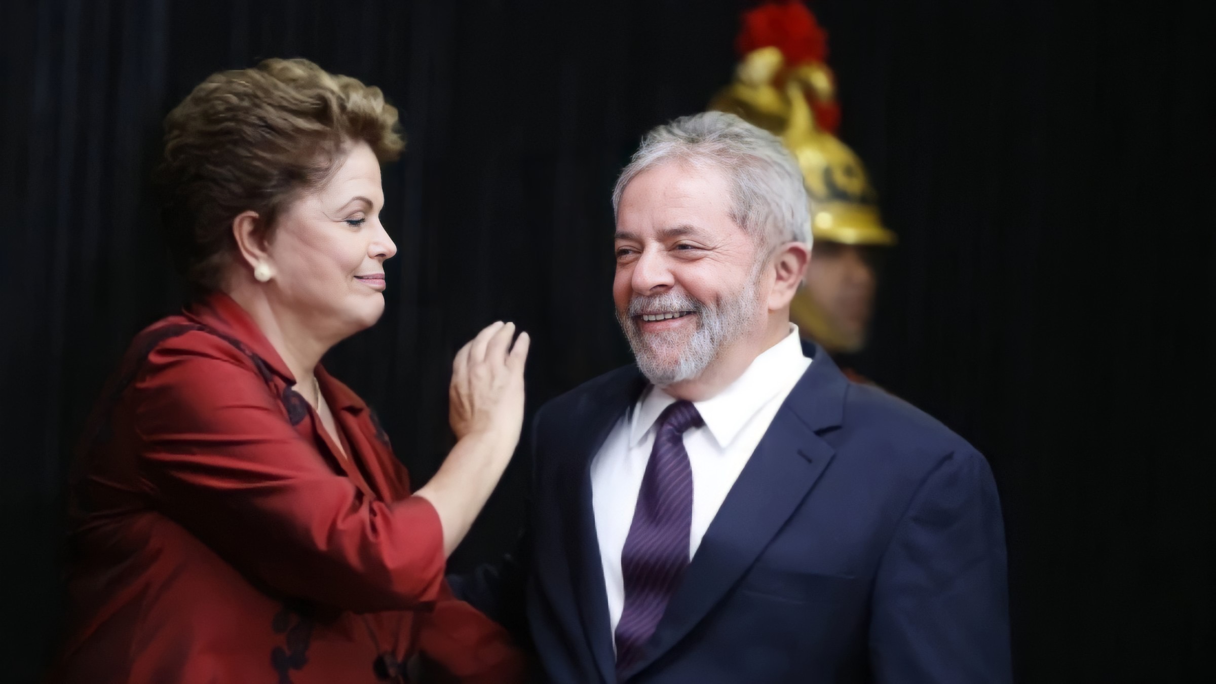 Dilma e Lula: Cumplicidade e Alegria na Política