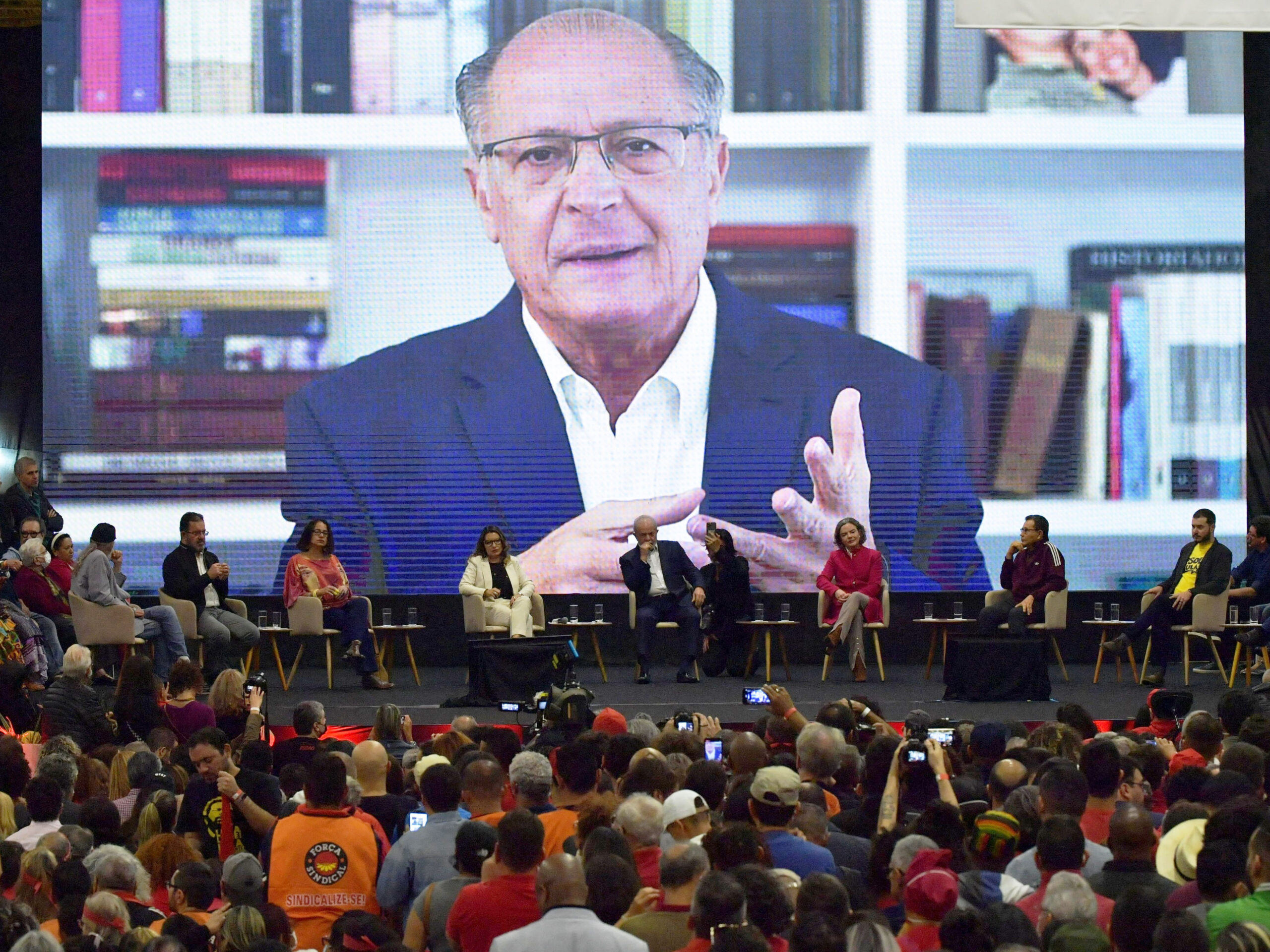 Alckmin em Telão, Lula Presente: Encontro Político
