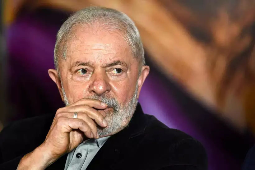 Lula: Reflexão e Liderança em Momento Decisivo