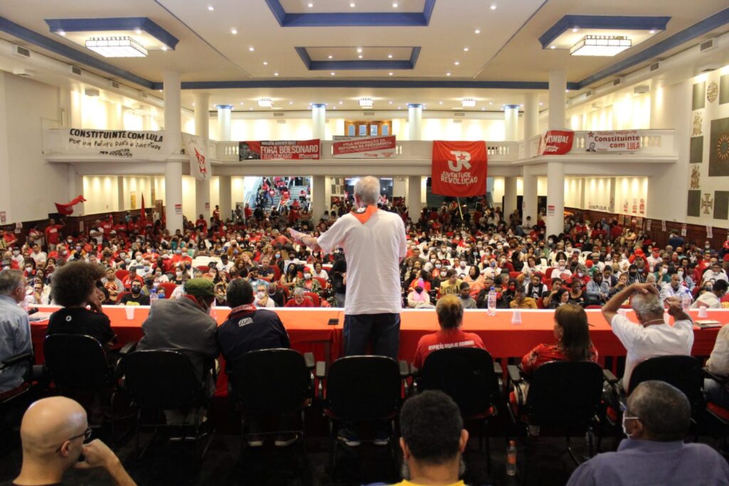 Mobilização Política: Constituinte, Lula e Juventude Revolução