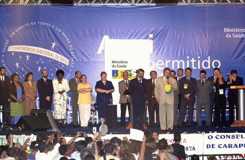 Lula discursa na 12ª Conferência Nacional de Saúde.