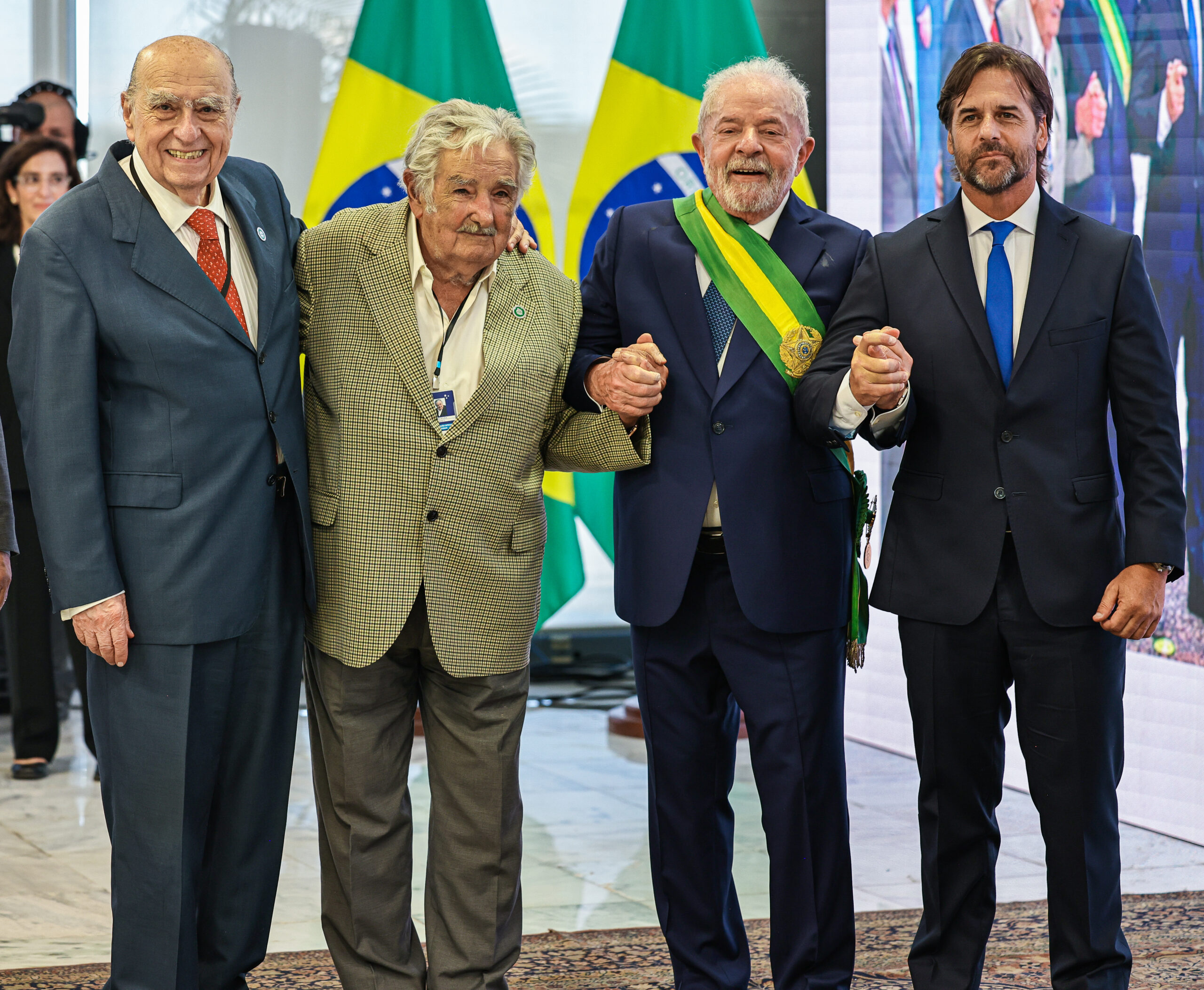 Líderes LatAm: Lula, Mujica, Lacalle Pou em Unidade Diplomática