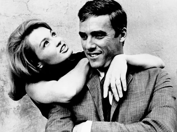 Afeto e Cumplicidade: Retrato Clássico de Casal