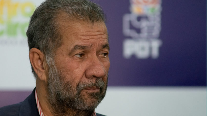 Político em Reflexão: Cenário Brasileiro