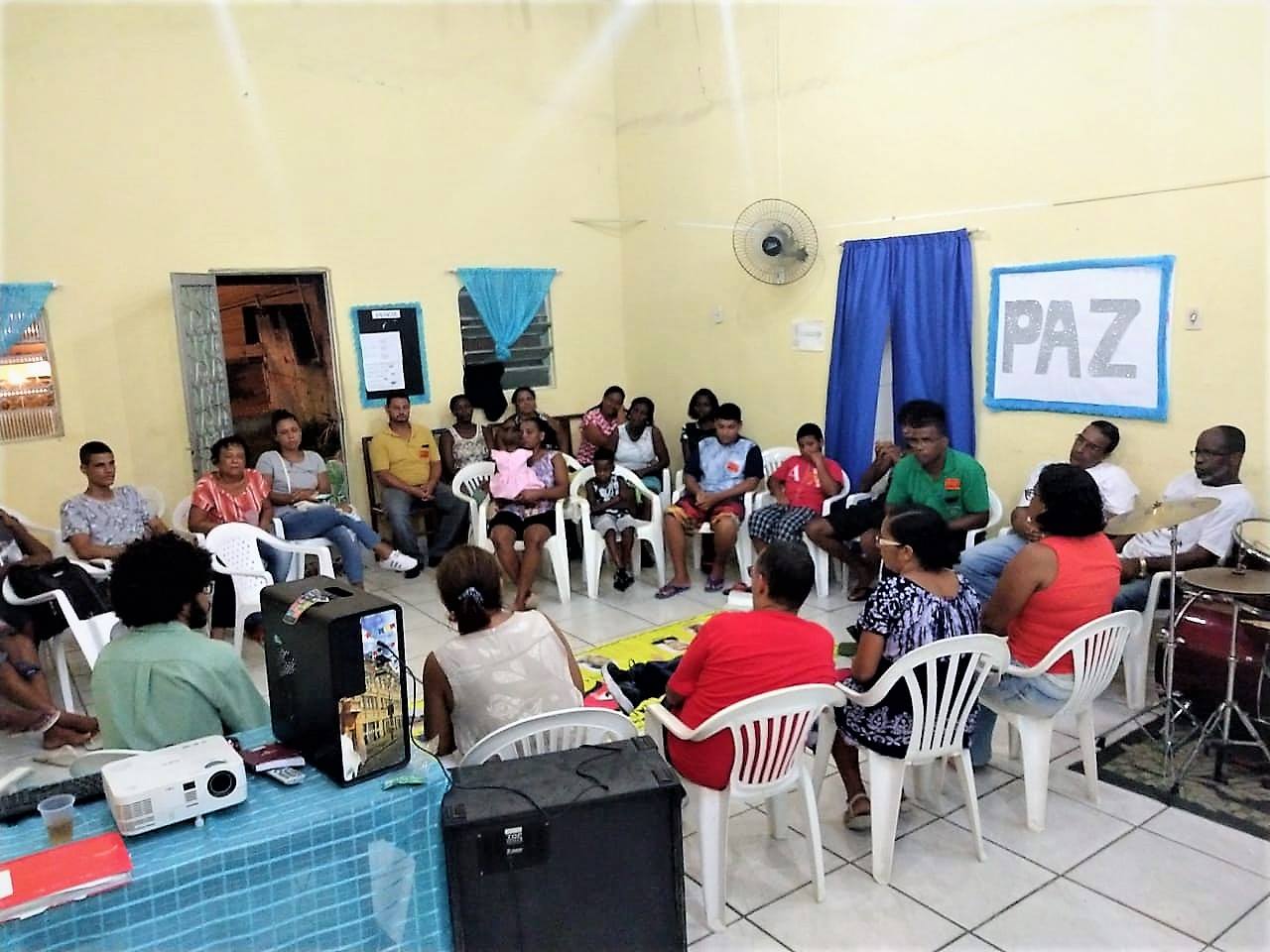 Comunidade Reunida: Diálogo, Paz e Participação Social